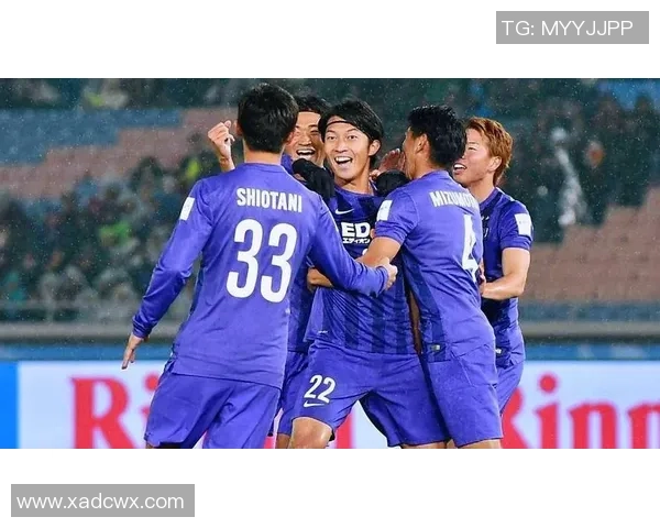 广岛三箭迎战喜悦球队争夺赛季荣耀与胜利的巅峰对决